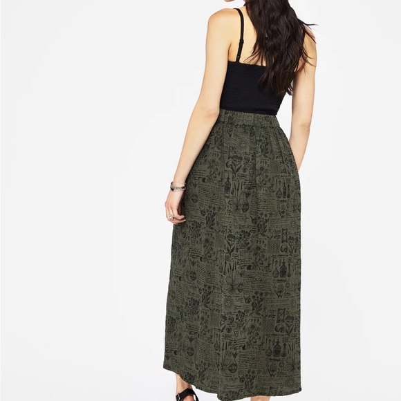 NWT Disturbia Taddea cotton side button up maxi skirt size 2 - Picture 4 of 5